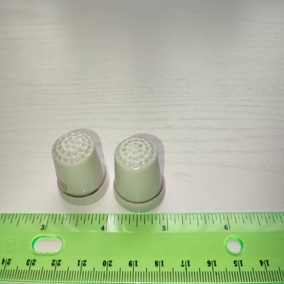 Lot 2 Pcs South Carolina Thimbles Vintage Collectible Ceramic Map Myrtle Beach - Picture 4 of 6